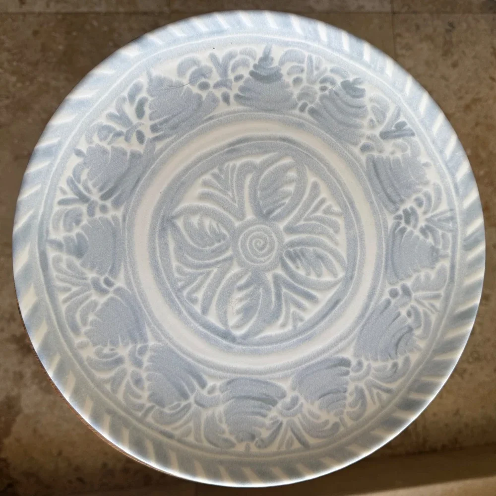 Pottery Barn Chambray Tile Dinner Plates Set of 4 Blue White Stonewear Coastal